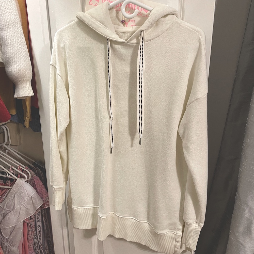 white aerie sweatshirt